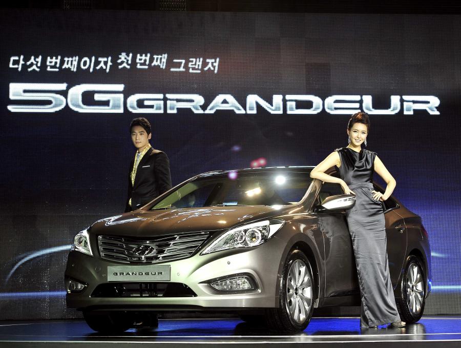  Hyundai Grandeur 2012 года  (фото 9 из 11)